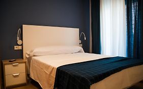 Hostal Mónaco